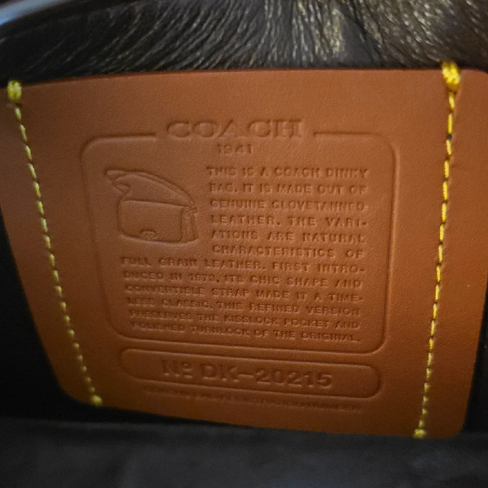 Coach 1941 Dinky Glovetanned Leather, Antique Black Hadware, Includes Dusty! - Picture 5 of 17